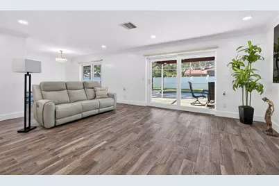 1501 N Dakota Avenue NE, Saint Petersburg, FL 33703 - Photo 18