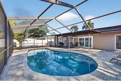 1501 N Dakota Avenue NE, Saint Petersburg, FL 33703 - Photo 2