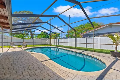 1501 N Dakota Avenue NE, Saint Petersburg, FL 33703 - Photo 32