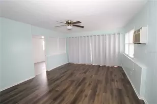 1104 Desert Hills Dr, Sun City Center, FL 33573 - Photo 12