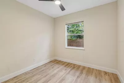 1105 W Yukon Street, Tampa, FL 33604 - Photo 32