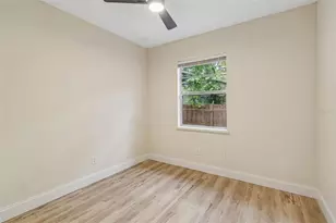 1105 W Yukon St, Tampa, FL 33604 - Photo 32