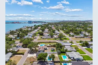 2461 69th Avenue S, Saint Petersburg, FL 33712 - Photo 64