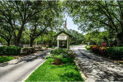 932 Myakka Court NE, Saint Petersburg, FL 33702 - Photo 40