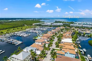 3016 Christophers Watch Ln, Ruskin, FL 33570 - Photo 4
