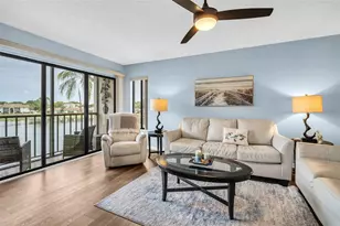 2523 Pine Ridge Way S, Palm Harbor, FL 34684 - Photo 4