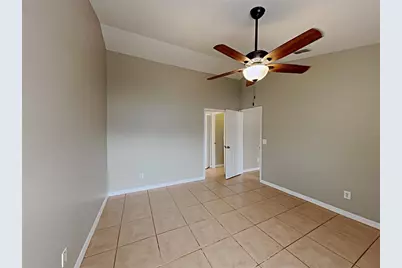 5637 Loma Vista Court, Davenport, FL 33896 - Photo 16