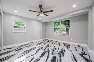134 Emerald Ln, Largo, FL 33771 - Photo 12