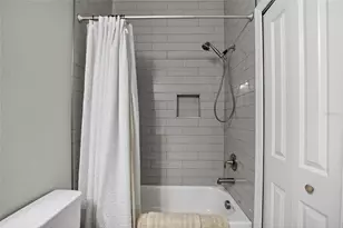 750 Grand Cypress Ln, Tarpon Springs, FL 34689 - Photo 14