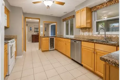 391 Walnut Court, Palm Harbor, FL 34683 - Photo 10