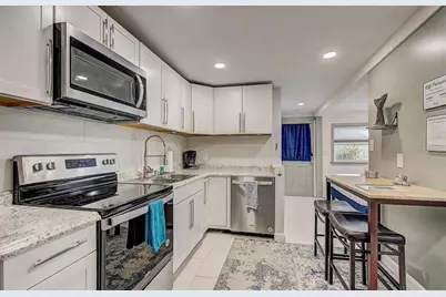 2606 1st Avenue S, Saint Petersburg, FL 33712 - Photo 2
