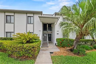 106 W Cypress Ct, Oldsmar, FL 34677 - Photo 1