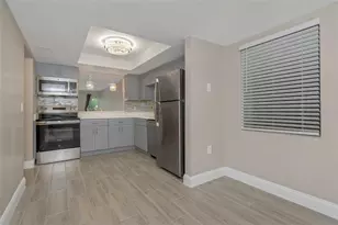 4910 38th Way S, Saint Petersburg, FL 33711 - Photo 10
