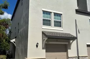 870 Tennyson Mill Cir, Tampa, FL 33619 - Photo 2