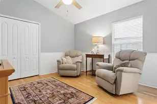 10446 Lucaya Dr, Tampa, FL 33647 - Photo 20