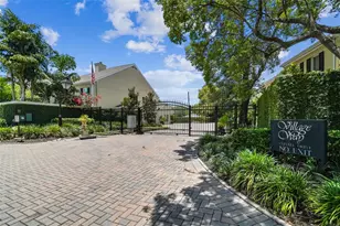 3530 Village Way, Tampa, FL 33629 - Photo 2