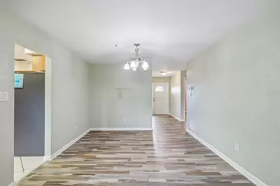 1607 Lark Lane, Brandon, FL 33510 - Photo 14