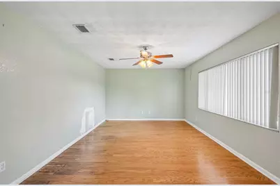 1607 Lark Lane, Brandon, FL 33510 - Photo 12