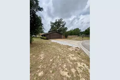610 King Henry Court, Seffner, FL 33584 - Photo 1