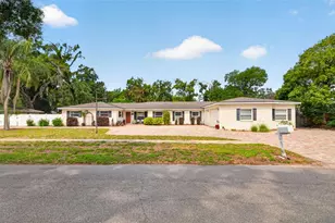 712 S Oakwood Ave, Brandon, FL 33511 - Photo 4