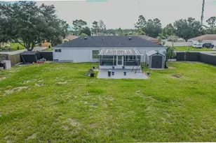 12121 Colonial Estates Ln, Riverview, FL 33579 - Photo 10