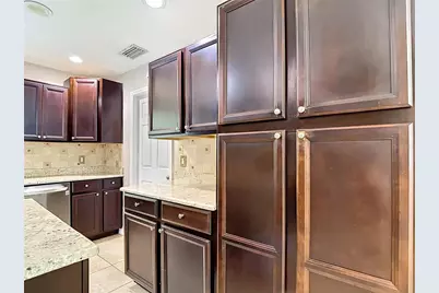 811 Ambassador Loop, Tampa, FL 33613 - Photo 22
