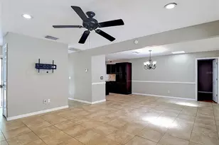 811 Ambassador Loop, Tampa, FL 33613 - Photo 12