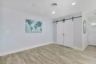 112 Rose St, Venice, FL 34293 - Photo 8