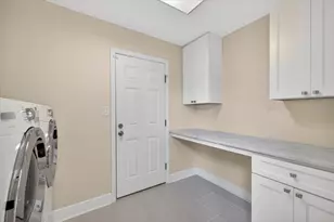 3640 Harborview Ct, New Port Richey, FL 34652 - Photo 14