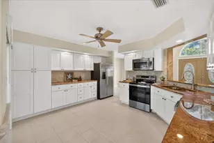 3640 Harborview Ct, New Port Richey, FL 34652 - Photo 16