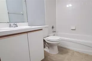 1661 Fluorshire Dr, Brandon, FL 33511 - Photo 18
