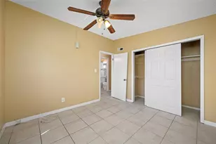 289 43rd Terrace SE, Saint Petersburg, FL 33705 - Photo 8