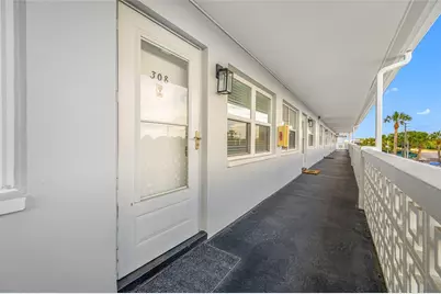 1001 77th Avenue N #308, Saint Petersburg, FL 33702 - Photo 2