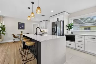 3008 Jackson St N, Saint Petersburg, FL 33704 - Photo 12