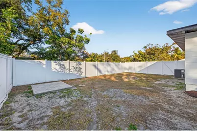 3008 Jackson Street N, Saint Petersburg, FL 33704 - Photo 38
