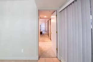 5003 Umber Way S, Tampa, FL 33624 - Photo 30