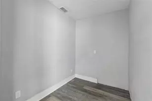 3901 W Platt St, Tampa, FL 33609 - Photo 12