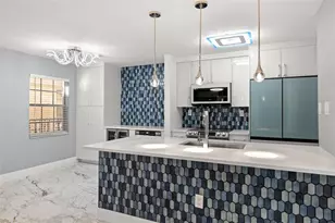 106 Alameda Ct, Tampa, FL 33609 - Photo 4