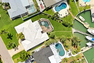 8008 13th Ave S, Saint Petersburg, FL 33707 - Photo 48