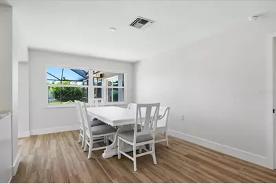 8008 13th Avenue S, Saint Petersburg, FL 33707 - Photo 40