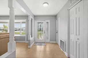 710 116th Ave, Treasure Island, FL 33706 - Photo 10