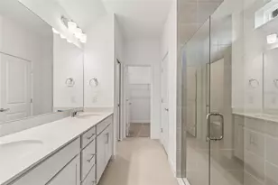 6669 Asbury Barnes Ln, Wesley Chapel, FL 33545 - Photo 30