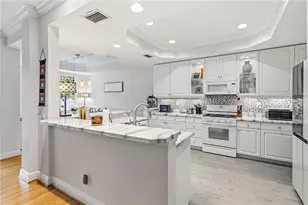 2869 Bayshore Trails Dr, Tampa, FL 33611 - Photo 16
