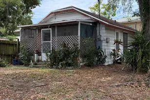 605 Belleview Blvd, Clearwater, FL 33756 - Photo 2