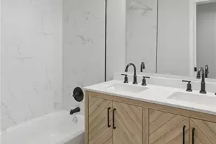 2623 E 38th Ave, Tampa, FL 33610 - Photo 24