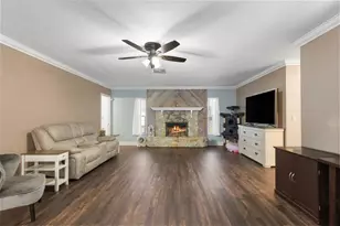 1126 Shadowbrook Dr N, Lakeland, FL 33813 - Photo 8