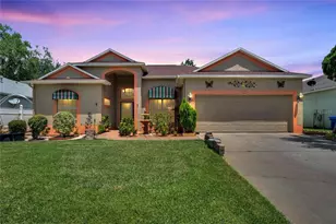 813 Innergary Pl, Valrico, FL 33594 - Photo 2