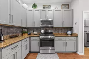 1807 Leybourne Loop, Wesley Chapel, FL 33543 - Photo 20