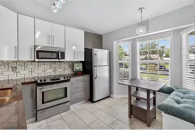 2370 Bentley Drive, Palm Harbor, FL 34684 - Photo 4