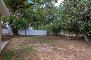 126 Kingsway Rd, Brandon, FL 33510 - Photo 6